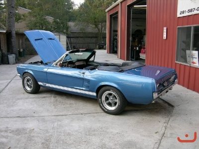 1967 Mustang GT convertible_12