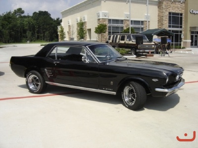 1966 Mustang Coupe_6